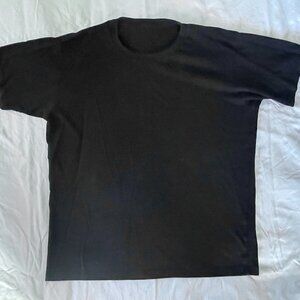 Uniqlo Crew Neck T-Shirt - LARGE - Black
